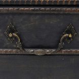 nagy fekete fa kincsesláda