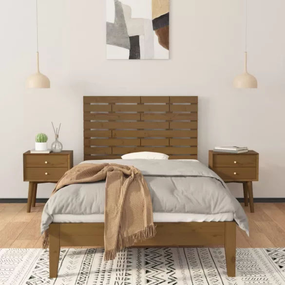 mézbarna tömör fenyőfa fali fejtámla 106 x 3 x 63 cm