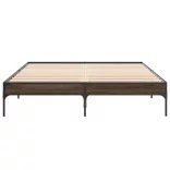barna tölgyszínű szerelt fa és fém ágykeret 150 x 200 cm