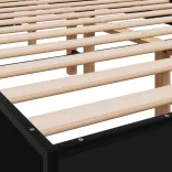 fekete szerelt fa és fém ágykeret 120 x 200 cm