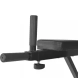 fekete, falra szerelhető tolódzkodó állvány